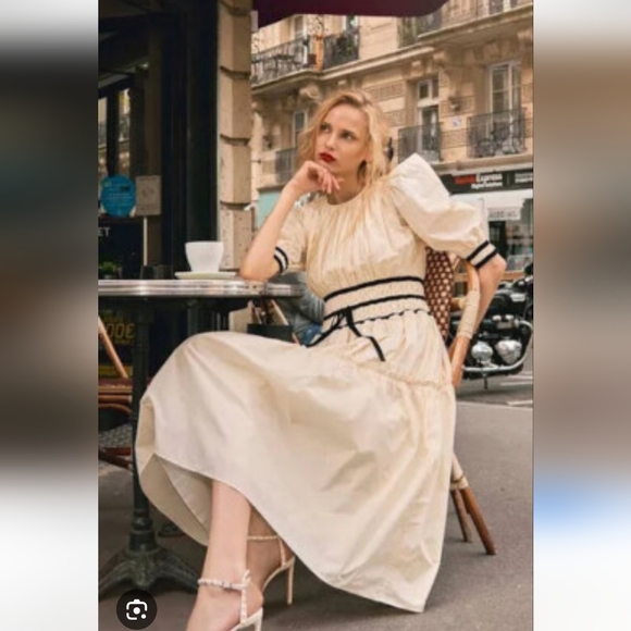 Hunter Bell Rene Midi Dress Ivory. Size. ILegant White Dress with Black Accents - Picture 11 of 11